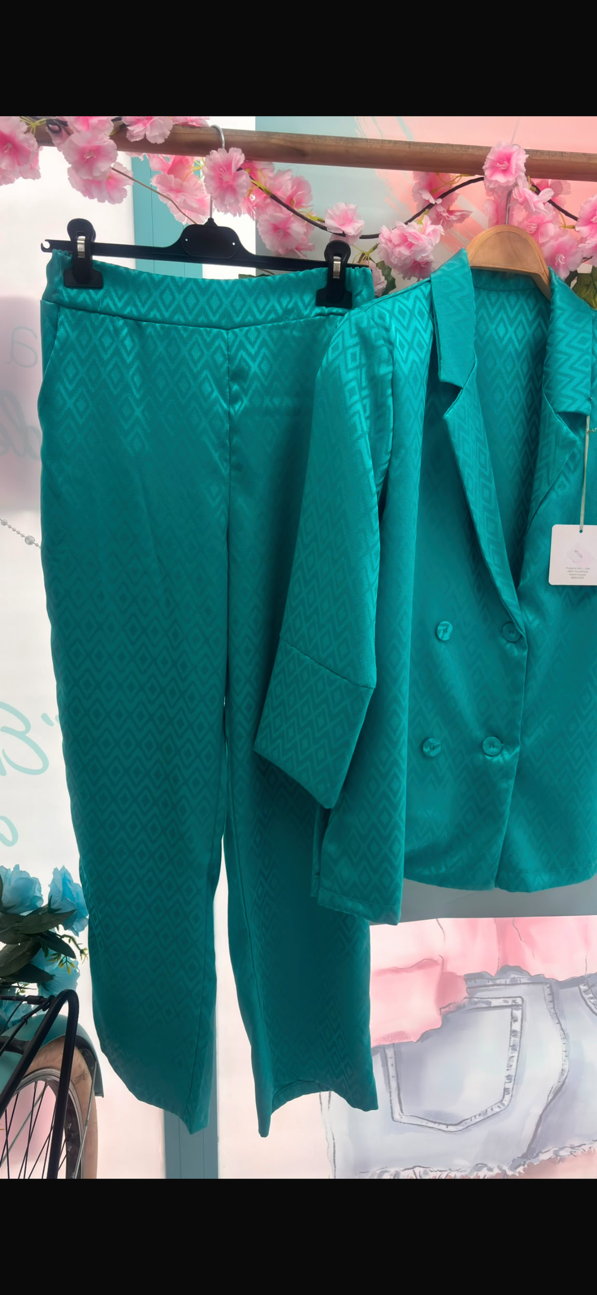 TRAJE SASTRE VERDE BOTONES