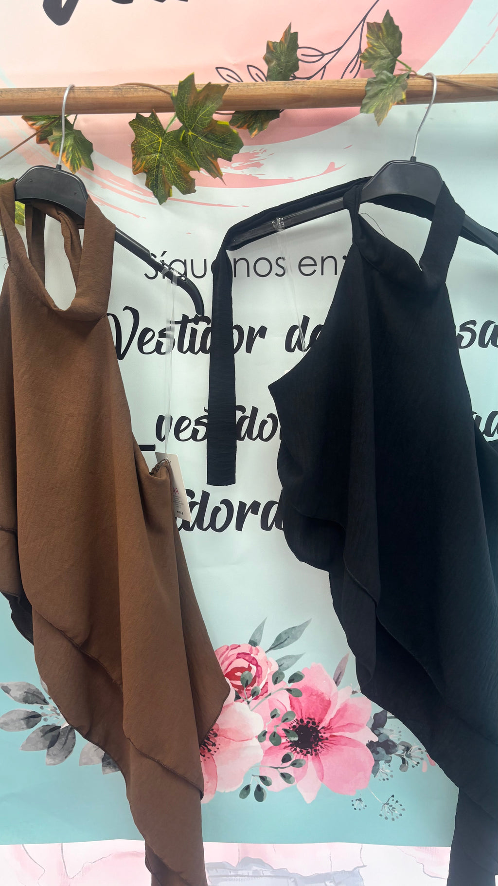 TOP HALTER ASIMÉTRICO