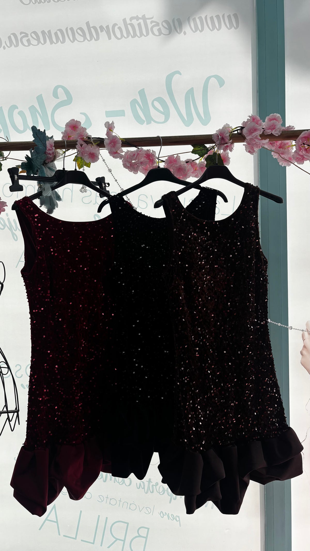 VESTIDO CORTO LENTEJUELAS