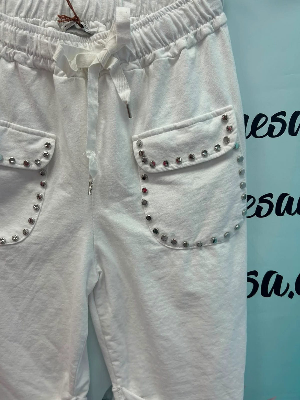 OFERTA BERMUDAS TACHUELAS MILANO