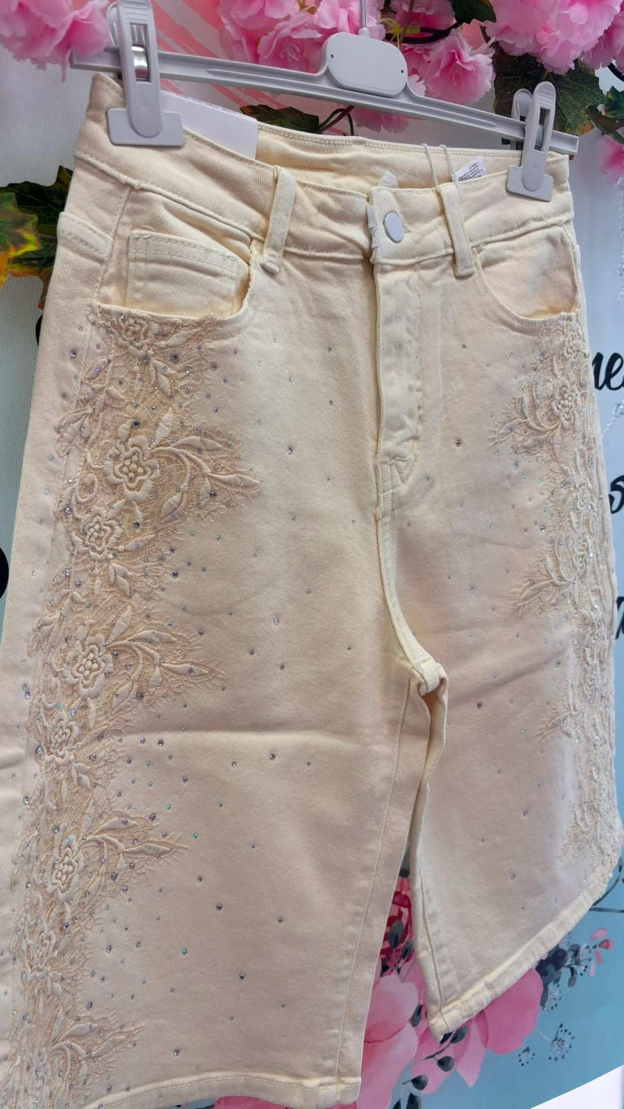 PANTALÓN DENIM STRASS VAQUERO AMARILLO
