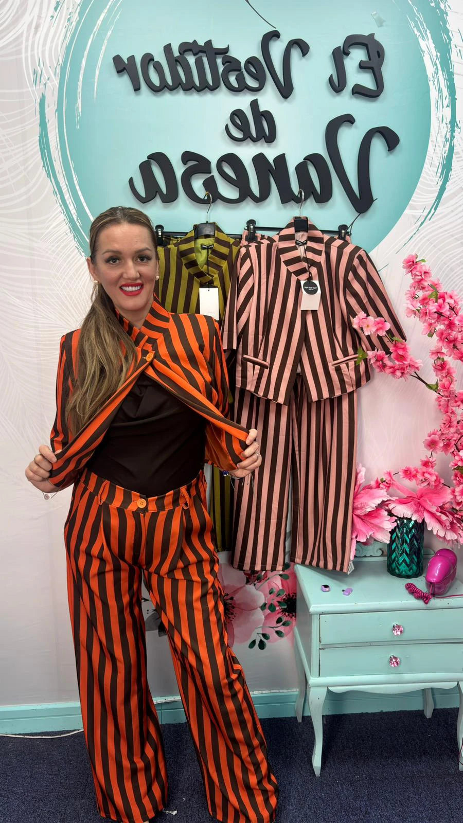 TRAJE RAYAS ROCIO