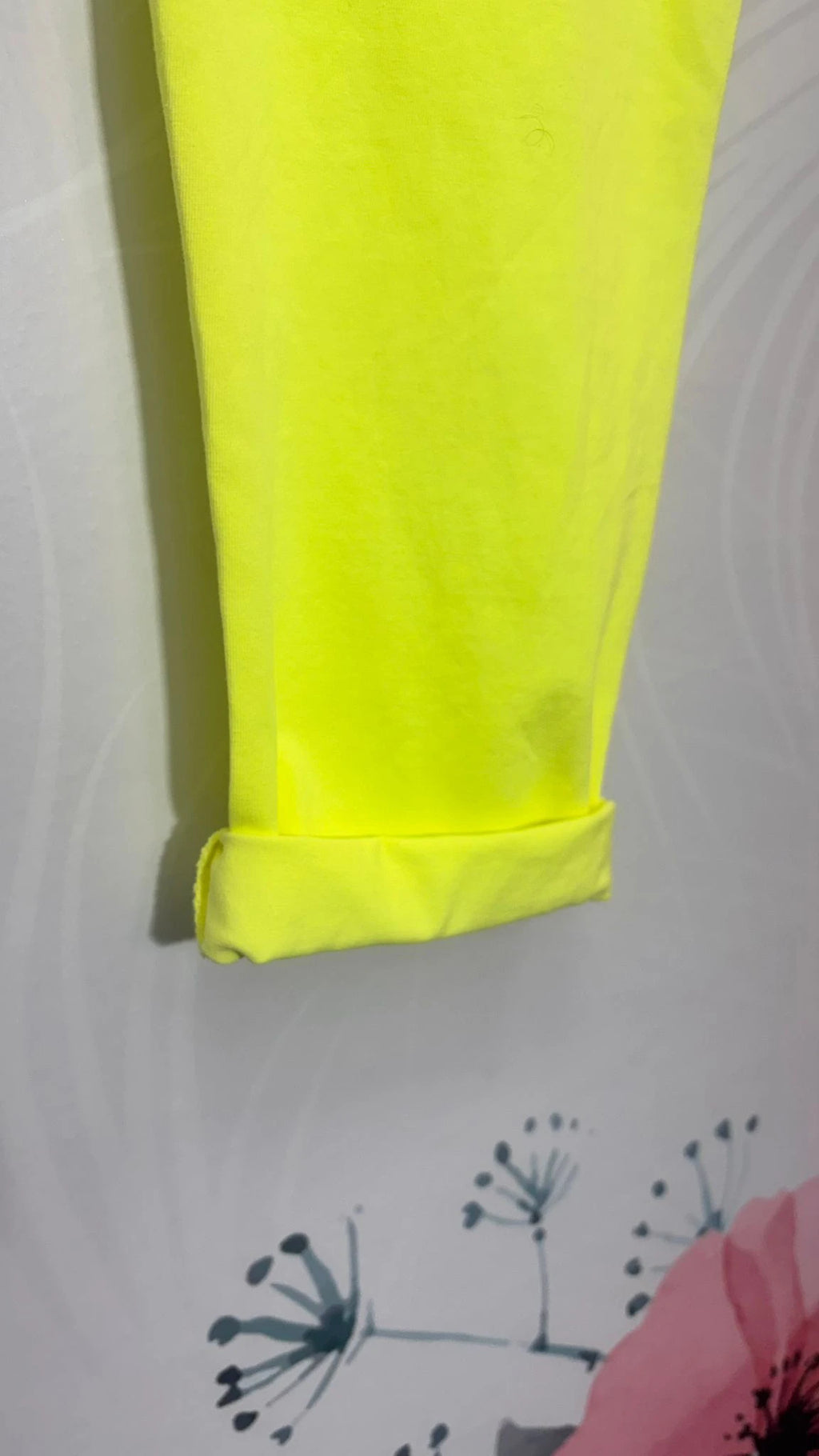 JOGGER FLUOR EFECTO FALDA ANALA