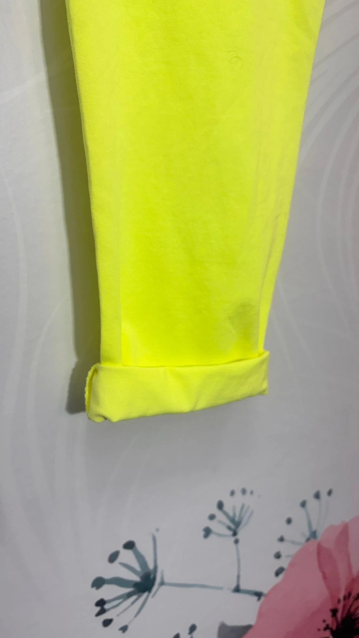 JOGGER FLUOR EFECTO FALDA ANALA