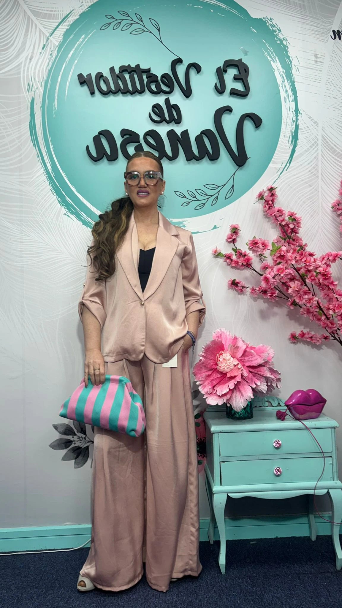 TRAJE SATINADO SILVIA