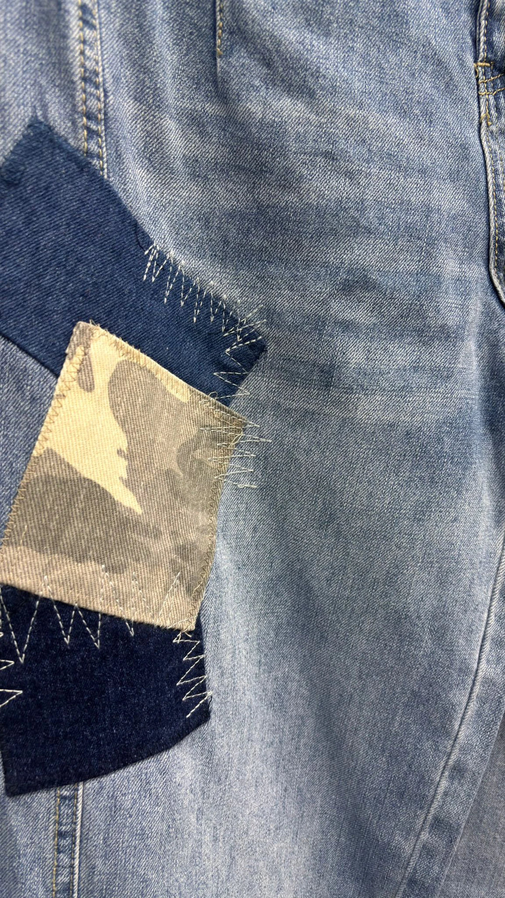 PANTALÓN CORTE CROPPED CARLA