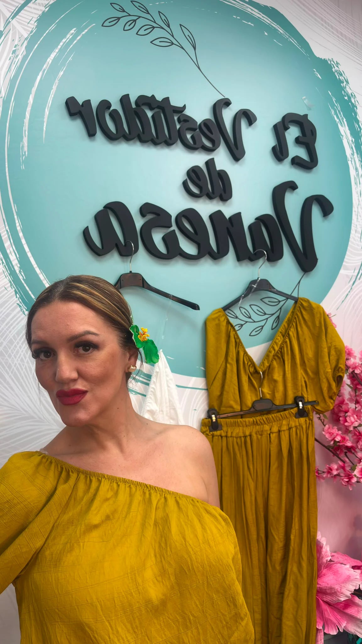TRAJE ASIMÉTRICO SATINADO NATALIA